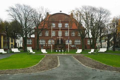 Rathaus vor der Erstürmung durch die Narren