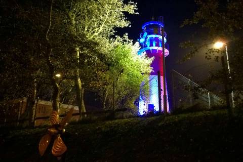 Leuchtturm im Rahmen des Lichterfestes 2015 in Büsum