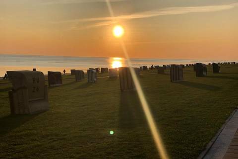 Sonnenuntergang Büsum am Deich im Juli 2020