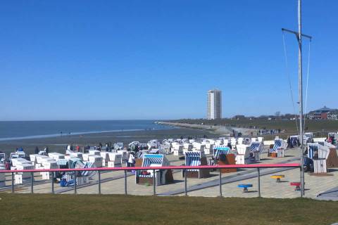 Strandkoerbe Promenade Büsum